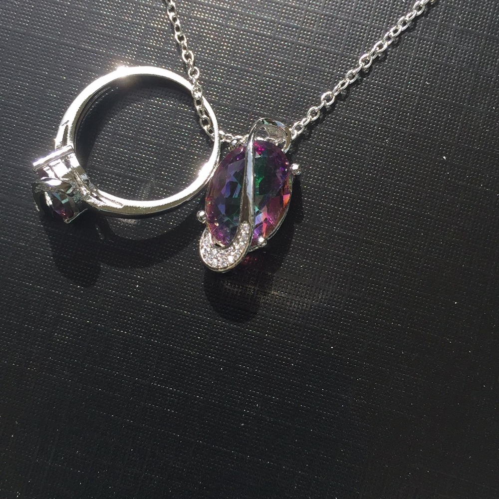 ⬇️ $65 New elegant Rainbow 🌈 Sapphire gemstone 💎 - Picture 3 of 8
